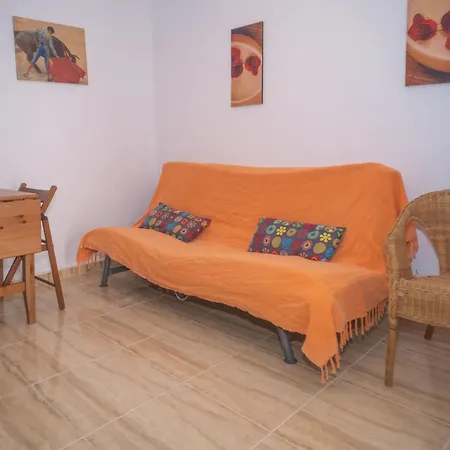 Apartamento Con Patio En El Centro Del Pueblo Apartment